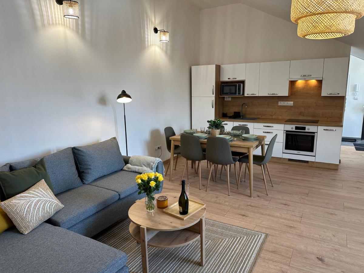 Green Apartment - City Centre - Main Square Liptovský Mikuláš 外观 照片