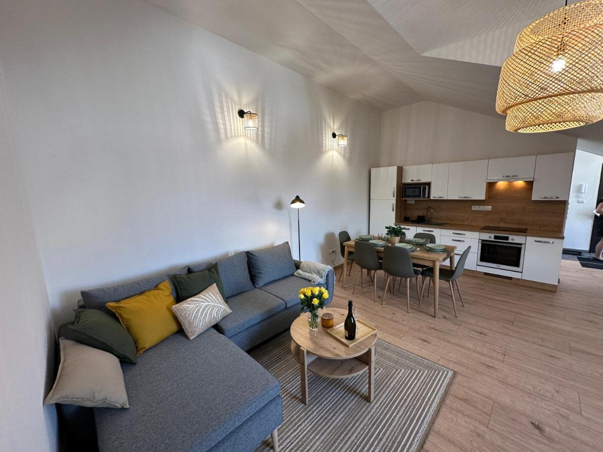 Green Apartment - City Centre - Main Square Liptovský Mikuláš 外观 照片