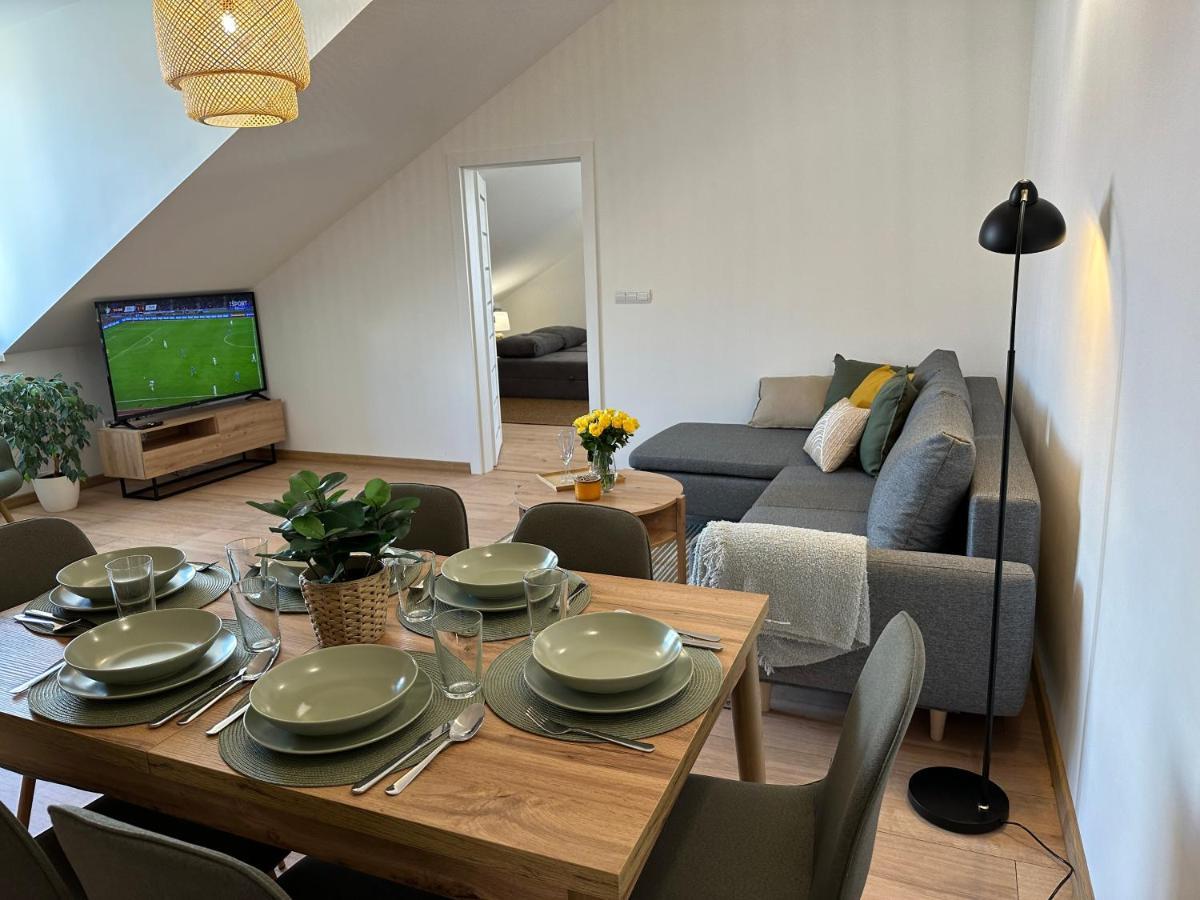 Green Apartment - City Centre - Main Square Liptovský Mikuláš 外观 照片